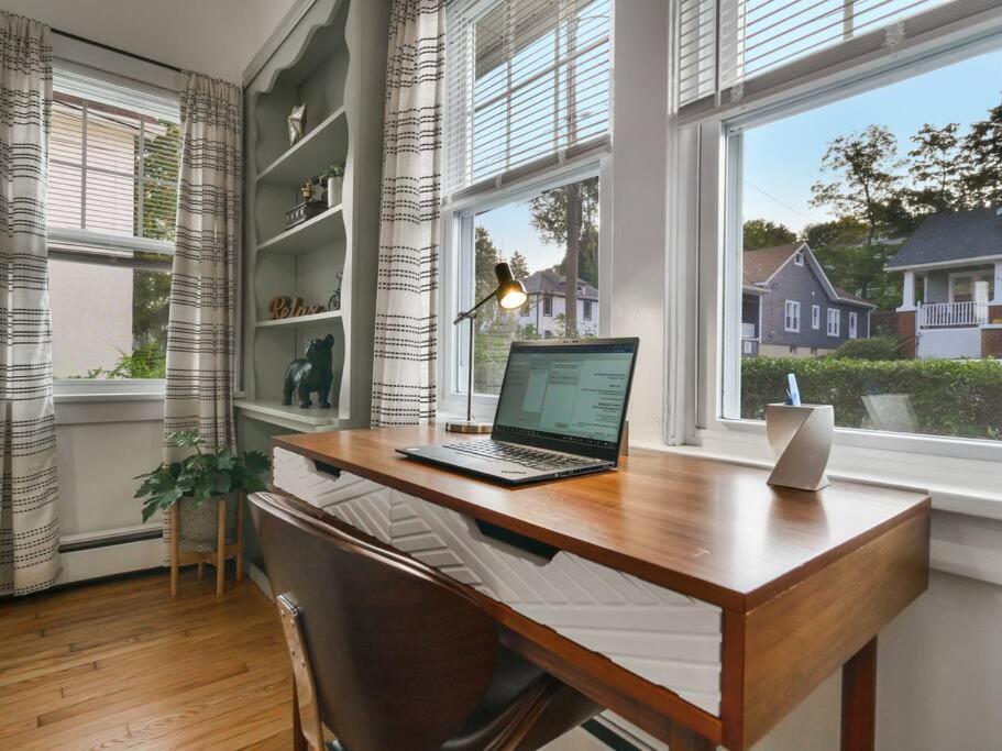 Midcentury Mod Suite, Hudson River/Mt Beacon Views Newburgh Exteriör bild